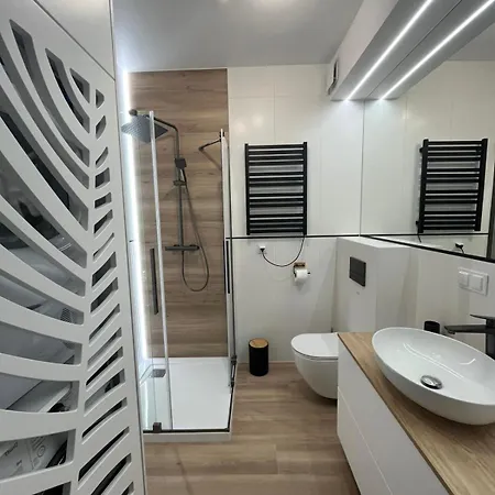 Ilanel Twoj Azyl Nad Jeziorem Charzykowskim *