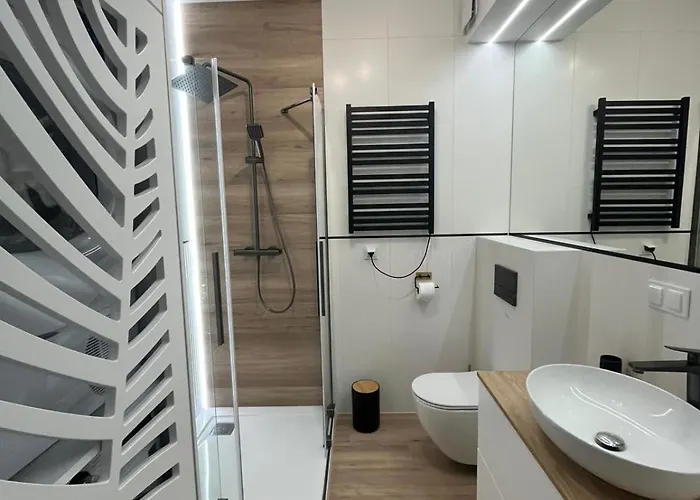 Ilanel Twoj Azyl Nad Jeziorem Charzykowskim *